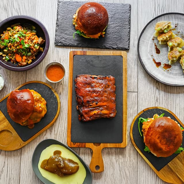 Tu restaurante de hamburguesas para llevar y delivery en Ourense